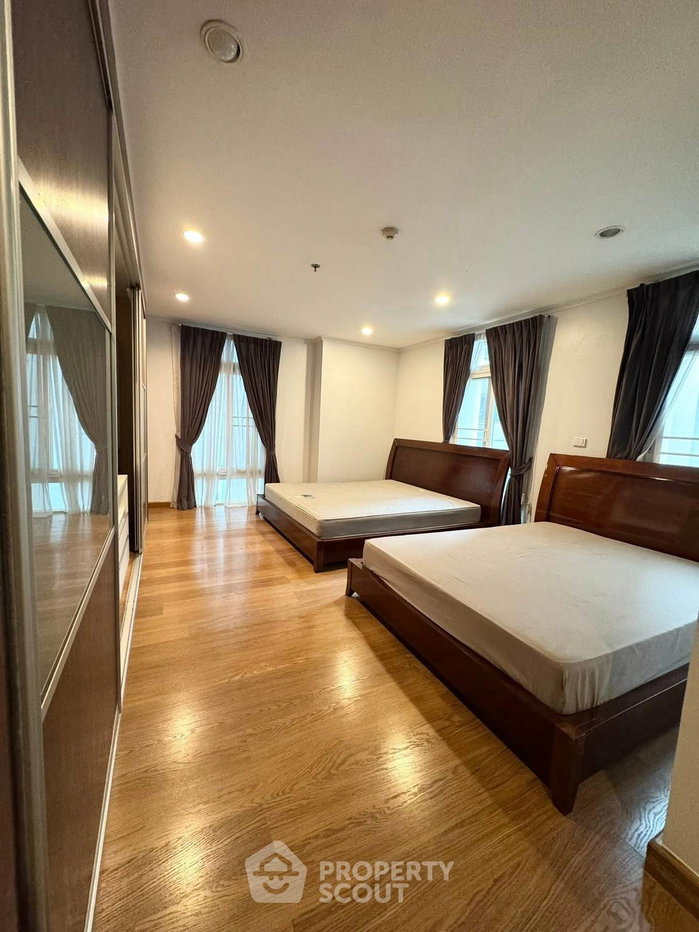 รูป คอนโด 3 ห้องนอน 140 ตร.ม. ที่ วัฒนา สวีท คอนโดมิเนียม ใกล้ BTS นานา 400 ม. (ID 2858014) - รูปที่ 8/14