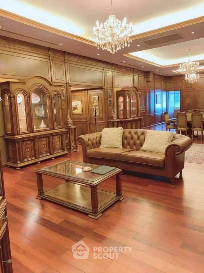 รูป คอนโดให้เช่า 3 ห้องนอน 360 ตร.ม. โครงการ Le Raffine Jambunuda Sukhumvit 31 ใกล้ BTS พร้อมพงษ์ (ID 2878813) - รูปที่ 2/6