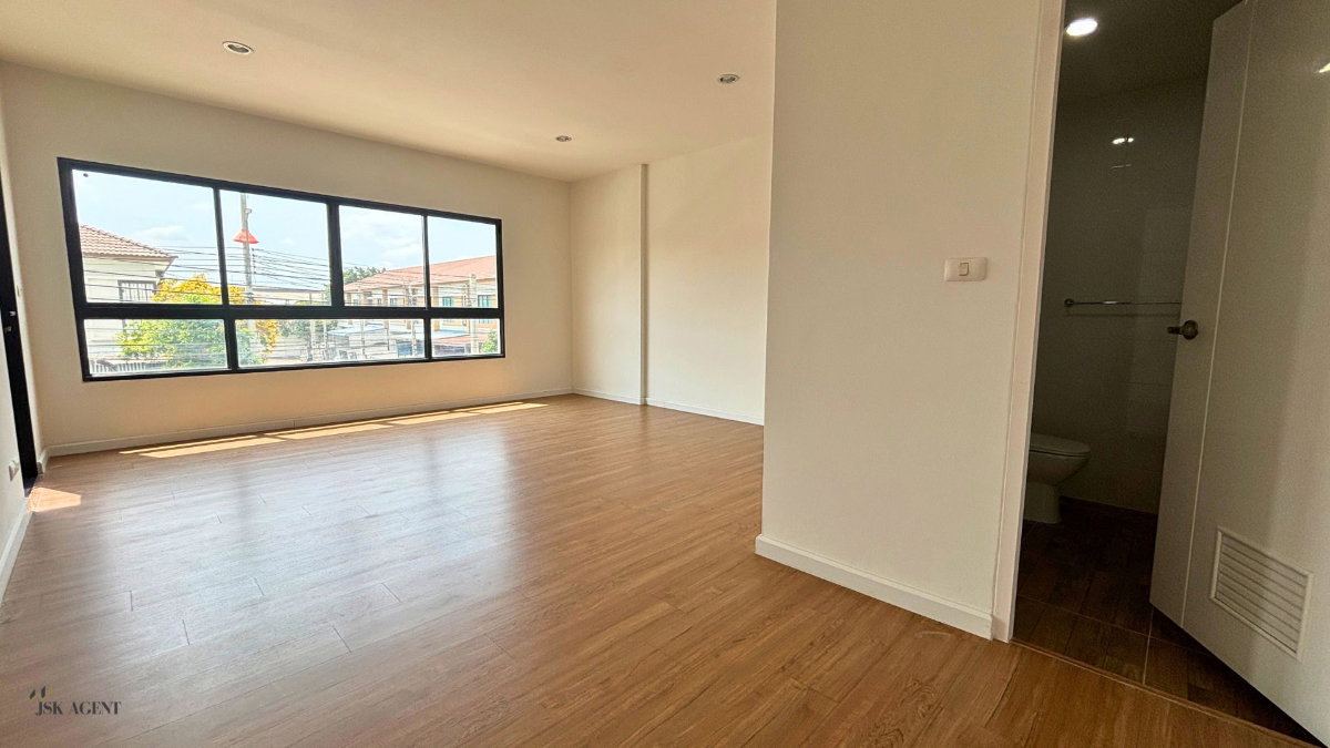 รูป 🏡 ขายทาวน์โฮม  3 ชั้น โครงการ เดอะฟอร์จูน สุวรรณภูมิ  - รูปที่ 12/19