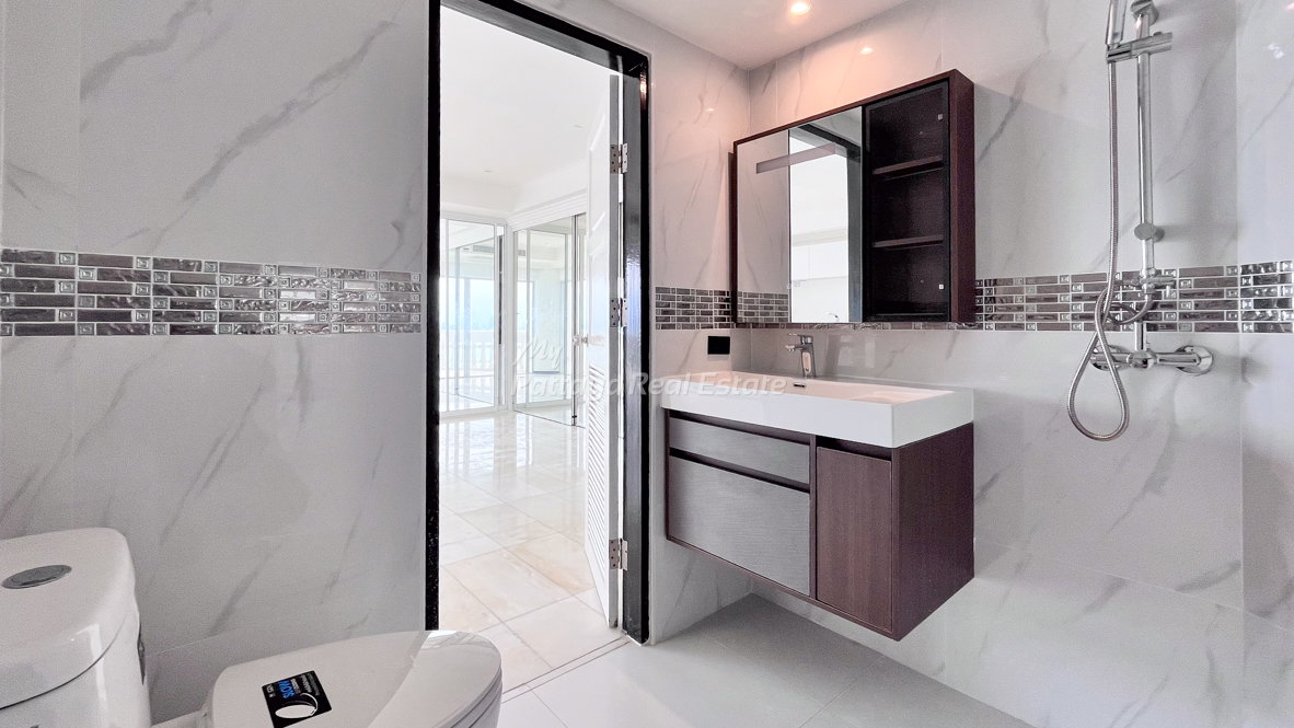 รูป 🛏️ 2 ห้องนอน - 🛁 2 ห้องน้ำ - 🏙️ Sea View - 🌏 ชื่อชาวต่างชาติ - 🏢 Park Beach Condominium Pattaya - รหัส: PBC08 - รูปที่ 16/22