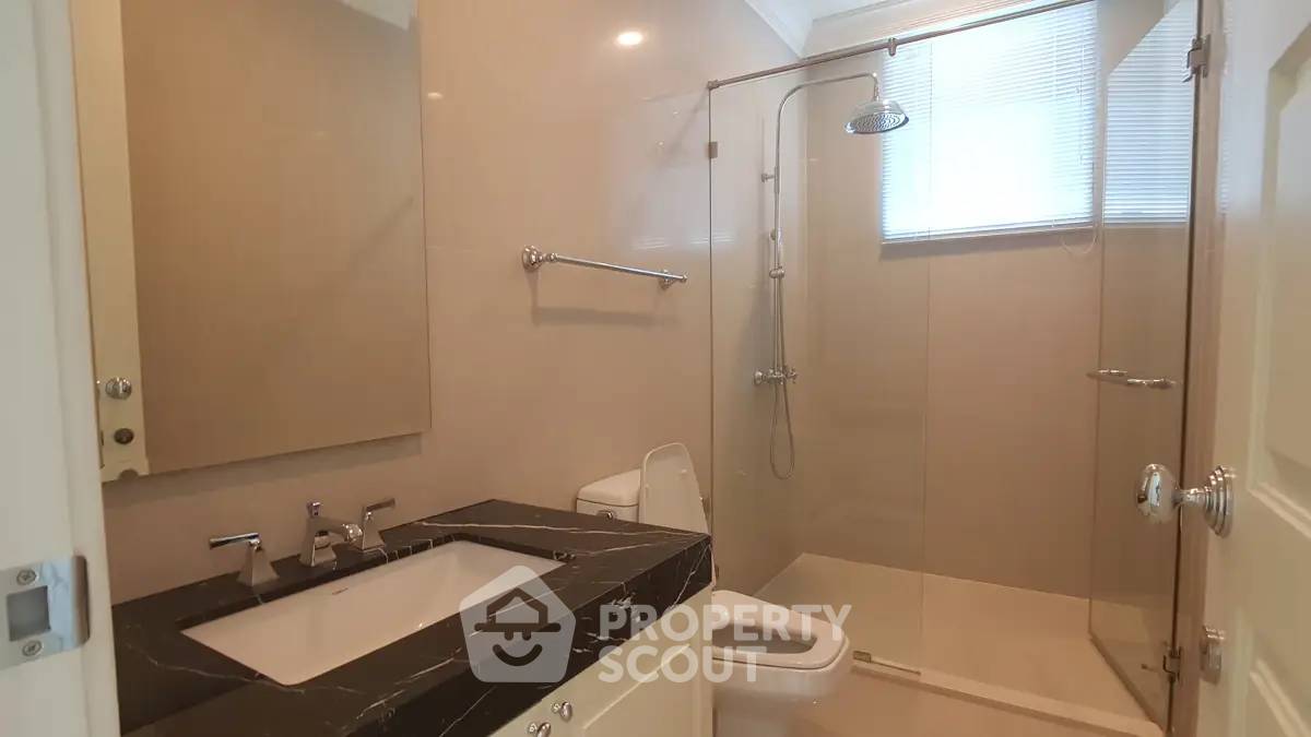 รูป คอนโด 4 ห้องนอน 355 ตร.ม. ชั้น 20 โครงการ Royce Private Residences ใกล้ MRT สุขุมวิท (ID 2874248) - รูปที่ 19/22