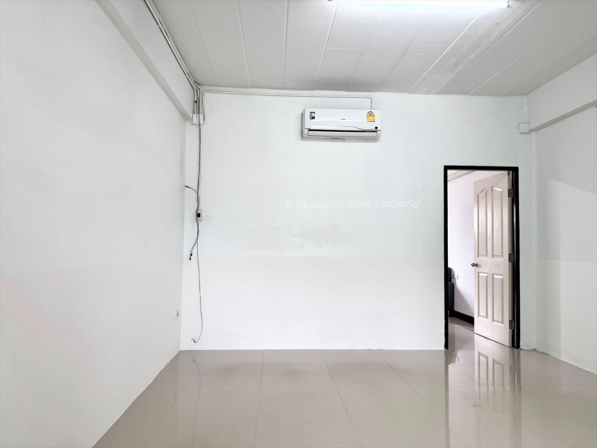 รูป ให้เช่าอาคารพาณิชย์ 3 ชั้น ใกล้อ่างเก็บน้ำหนองค้อ ศรีราชา - รูปที่ 32/36