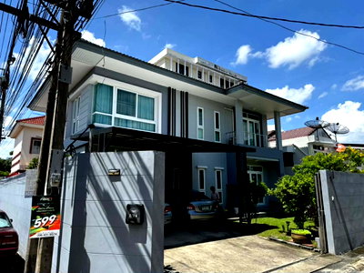 เช่าบ้านเดี่ยว โรงเรียนเซนต์แอนดรูส์อินเตอร์เนชันแนล กรุงเทพ : บ้านเดี่ยวให้เช่า สุขุมวิท 71 ปรีดีพนมยงค์ 14