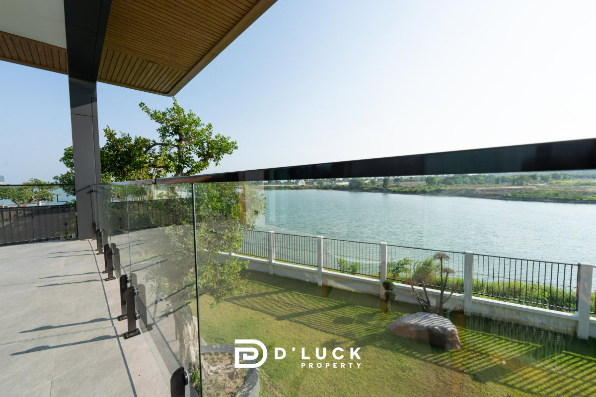รูป ขายพูลวิลล่าหรูระดับ Ultra-Luxury 5 ห้องนอน ในพัทยา - รูปที่ 24/28