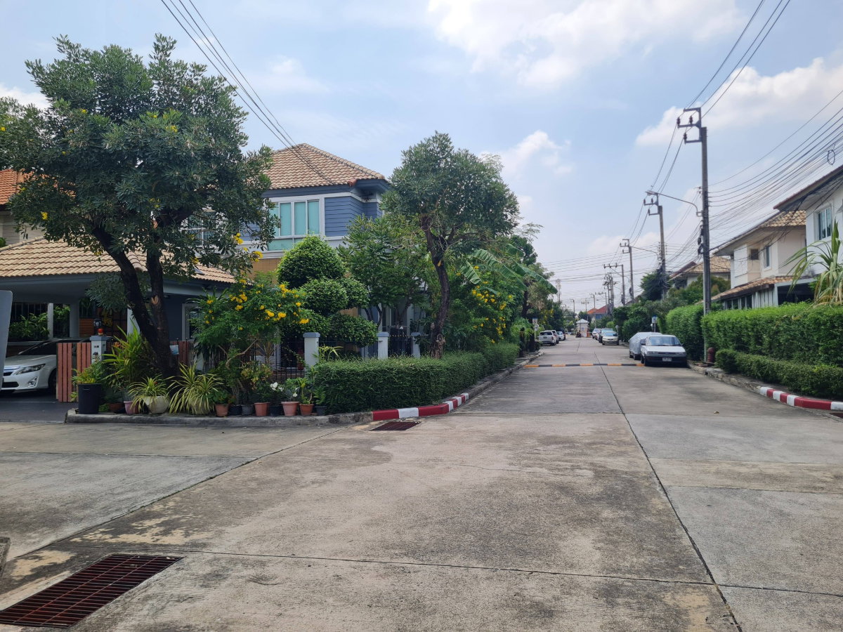 รูป 🔥 ขาย บ้านเดี่ยวสวย ไพรเวท พาร์ค ชวนชื่น ซิตี้ Private Park Chuan Chuen City Ramintra 65 / Khubon 27 หลังแรกของซอย ทิศเหนือ พร้อมบิ้วอินทั้งหลัง ✨ - รูปที่ 3/21