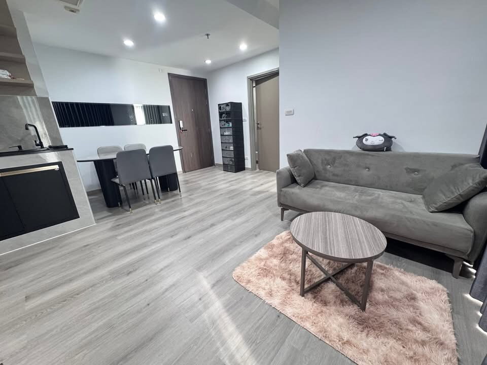 picture TEAL Sathorn -                     Taksin  - 3/15