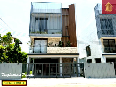 ขายบ้านเดี่ยว : PREECHA รามคำแหง-กรุงเทพกรีฑา บ้านดีไซน์ โฮมออฟฟิศ ฟังก์ชั่นครบทั้งอยู่อาศัยและทำธุรกิจได้อย่างลงตัว