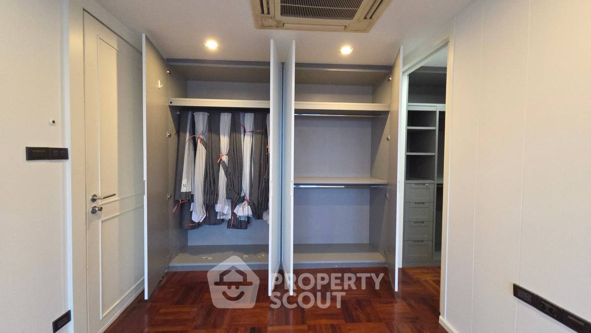รูป คอนโด 1 ห้องนอน ขาย The Royal Navin Tower ใกล้ MRT คลองเตย (ID 2888540) - รูปที่ 34/50