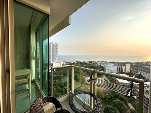 Studio Condo for Sale The Riviera Jomtien Pattaya Sea View