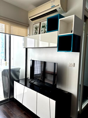 Condos for rent : ▚ LJ115ツ FOR RENT: Ideo Q Phayathai ✨ 1BR 50sqm. Extra Large Unit, Stylish Decor & Great Living Space! 🏙️🚀