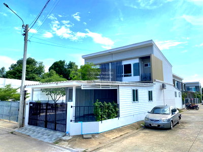 Townhouses for sale Phra Samut Jadee Samut Prakarn : For Sale Townhouse/Townhome  , Indy Prachauthit 90-3 , Thung Khu , Thung Khu , Bangkok , CX-154671 ✅ Live chat with us ADD LINE @connexproperty ✅