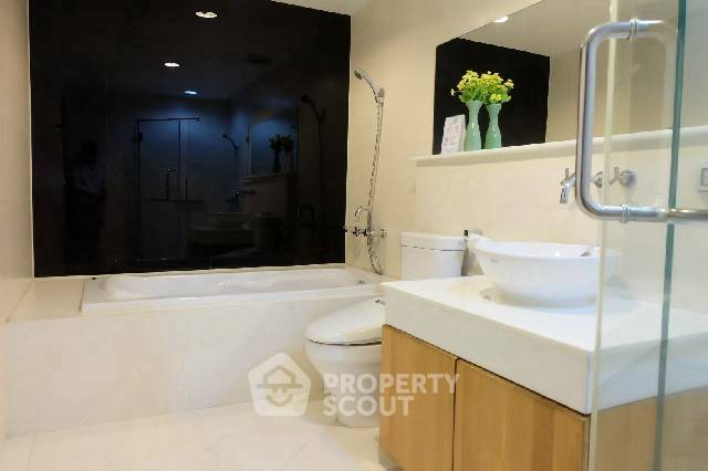 รูป คอนโด 2 ห้องนอน 89 ตร.ม. The Address Sukhumvit 42 200 ม. ถึง BTS เอกมัย (ID 2885256) - รูปที่ 6/8