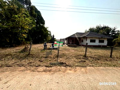 Houses for sale : HOME 349 Sq.w. Yang Talat Kalasin for 1.1M
