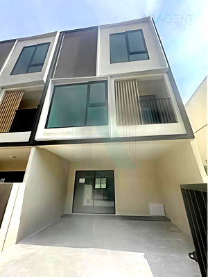 เช่าทาวน์โฮม เมกะ บางนา : 📌 ให้เช่าทาวน์เฮาส์ 2 ชั้น อัลติจูด คราฟ บางนา 2 ห้องนอน 3 ห้องน้ำ