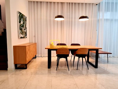เช่าบ้านเดี่ยว วิทยาลัยพณิชยการบางนา : The Gentry | Spacious 3 Bedroom Luxury House in Punnawithee - BR27733SH