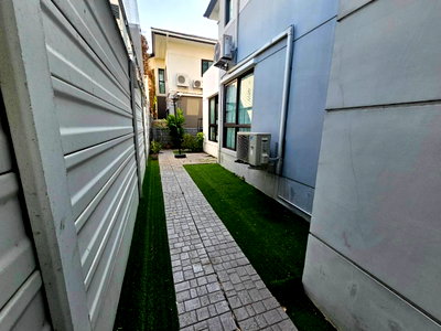 Houses for sale : The City Ekkamai - Ladprao Village