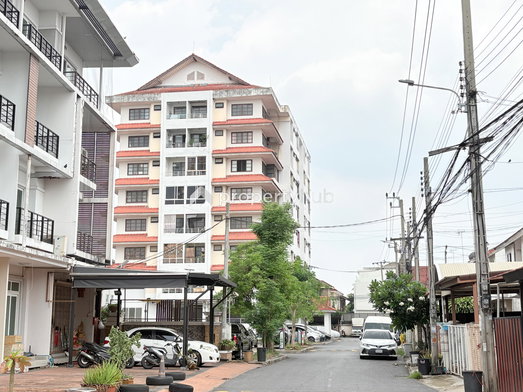 รูป Baan Sri Nawamin Condominium - รูปที่ 4/11