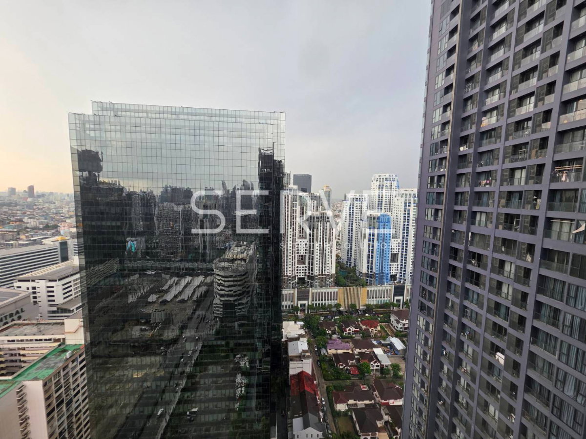 รูป 🔥38K- ห้องกว้าง 2นอน ชั้นสูงสุดๆ 35+ วิวโล่ง ตกแต่งครบ เฟอร์จัดเต็มมาก พร้อมเข้าอยู่ คอนโดใหม่ทำเลดีมาก ใกล้ MRT พระราม 9 @ NUE District R9 - รูปที่ 5/8