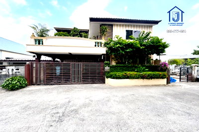บ้านเดี่ยว ถนนสุวินทวงศ์ : ขายบ้านเดี่ยว 2 ชั้น หมู่บ้านบัวขาว 54 ตร.วา ซอยรามคำแหง 174 (ซอยบัวขาว 25 ) ใกล้รถไฟฟ้าสายสีส้ม