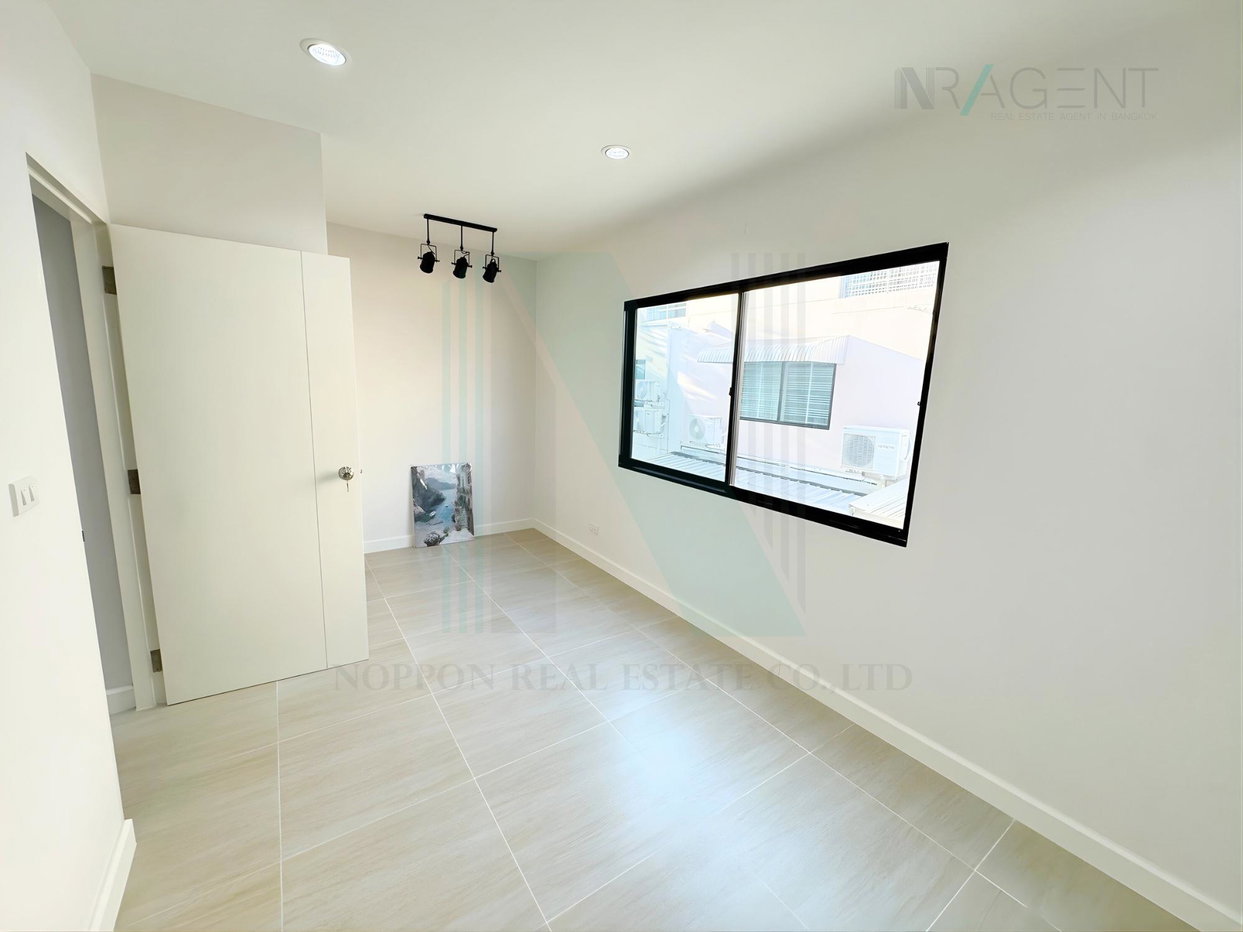 รูป ขายทาวน์เฮาส์ โครงการ บ้านกลางเมือง พหลโยธิน 50 3 ชั้น 3 ห้องนอน 3 ห้องน้ำ - รูปที่ 6/8