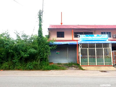 Townhouses for sale : TOWN HOUSE 21 Sq.w. Bua Yai Nakhon Ratchasima for 1.2M