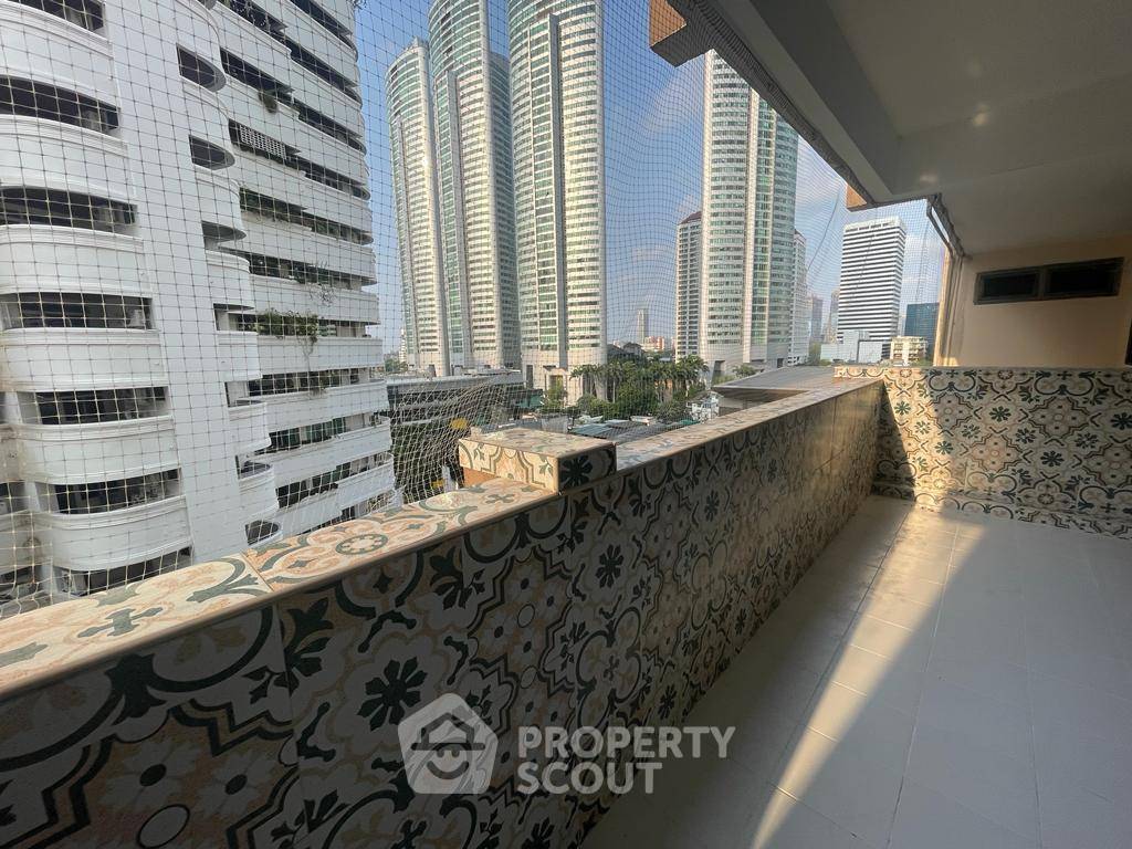 รูป คอนโด 4 ห้องนอน ขนาด 380 ตร.ม. ให้เช่า Regency Court ใกล้ BTS พร้อมพงษ์ (ID 2875398) - รูปที่ 12/26