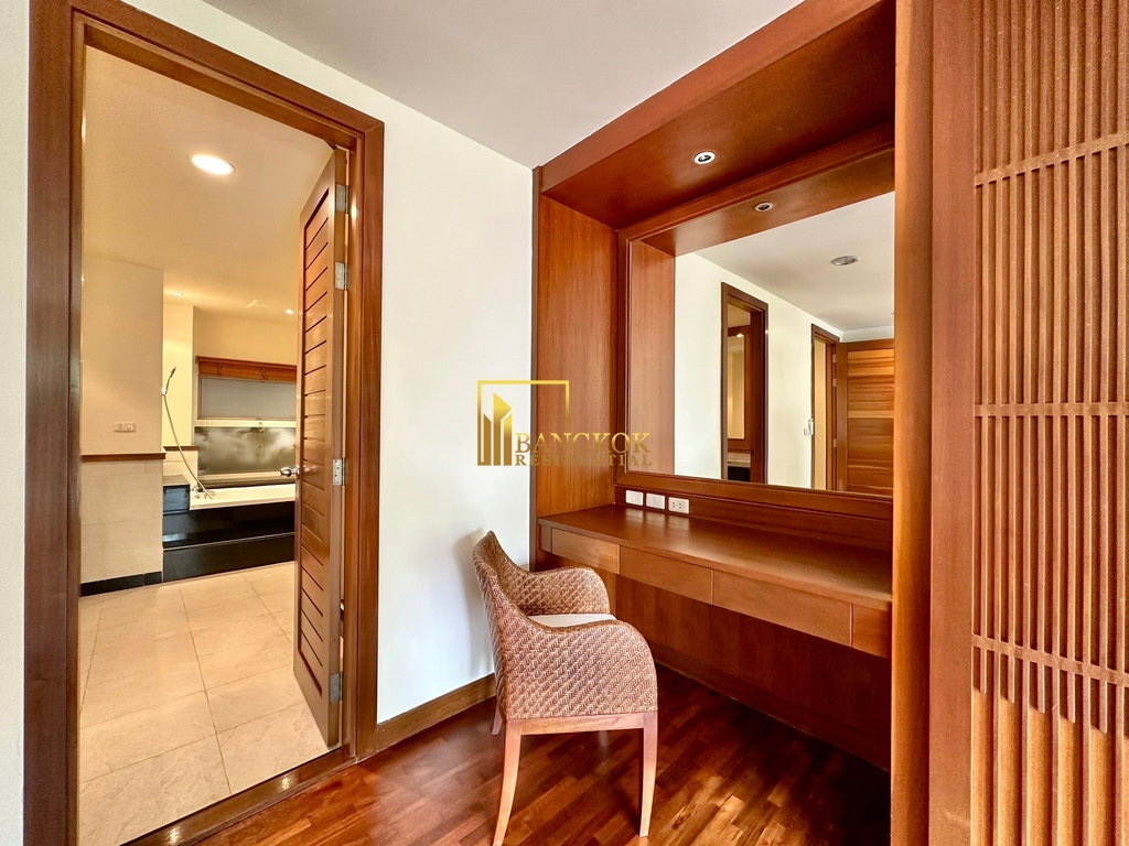 รูป Stunning 3 Bedroom Apartment in Sathorn Area - BR0602AP - รูปที่ 13/33