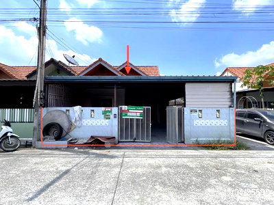 Townhouses for sale : TOWN HOUSE 38 Sq.w. Muang Chon Buri Chonburi for 1.9M