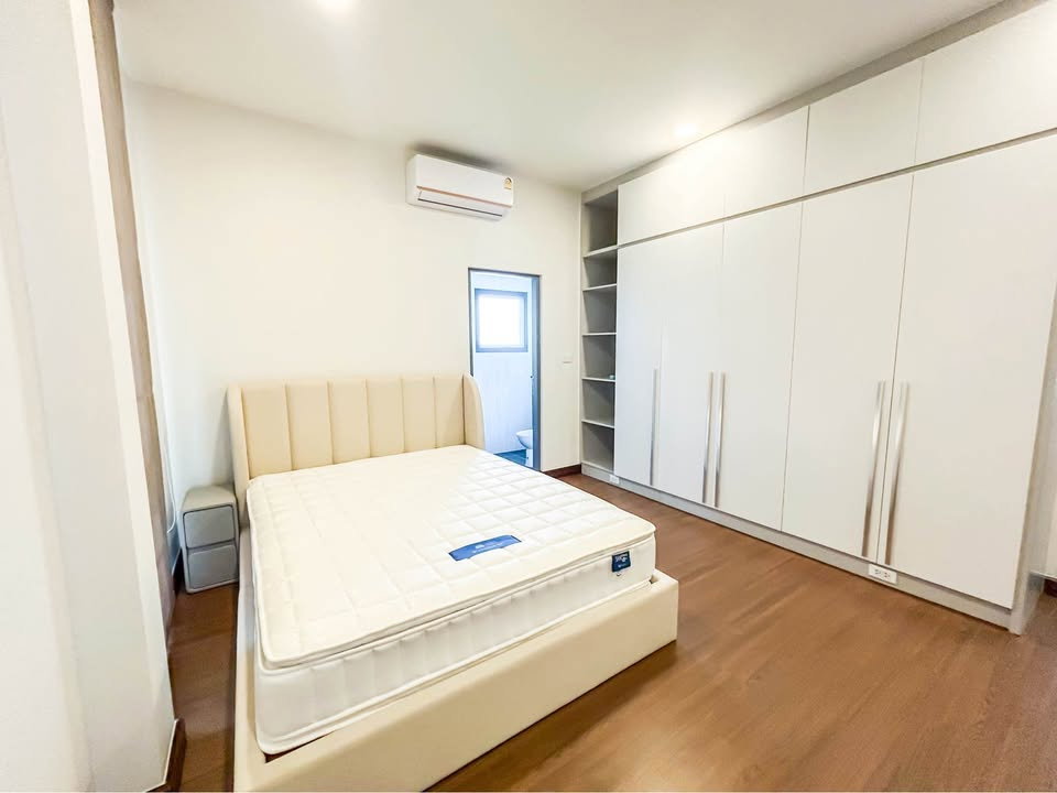 รูป 🏢บ้านหรู ใจกลางเมือง🏢ให้เช่าบ้านโครงการ The City บางนา (โครงการใหม่) ตกแต่งเฟอร์นิเจอร์ครบ โลเคชั่นติด mega bangna-RW007931 - รูปที่ 25/25