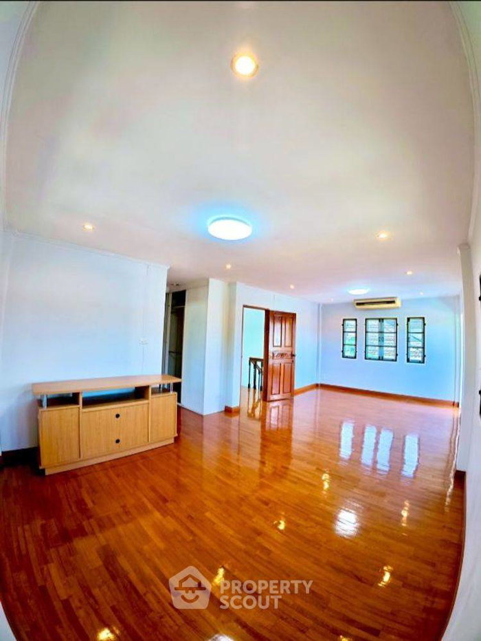 รูป บ้านเดี่ยว 3 ห้องนอน ขายได้เลี้ยงสัตว์เลี้ยง หมู่บ้านสัมมากร นิมิตรใหม่ (ID 2895437) - รูปที่ 6/12