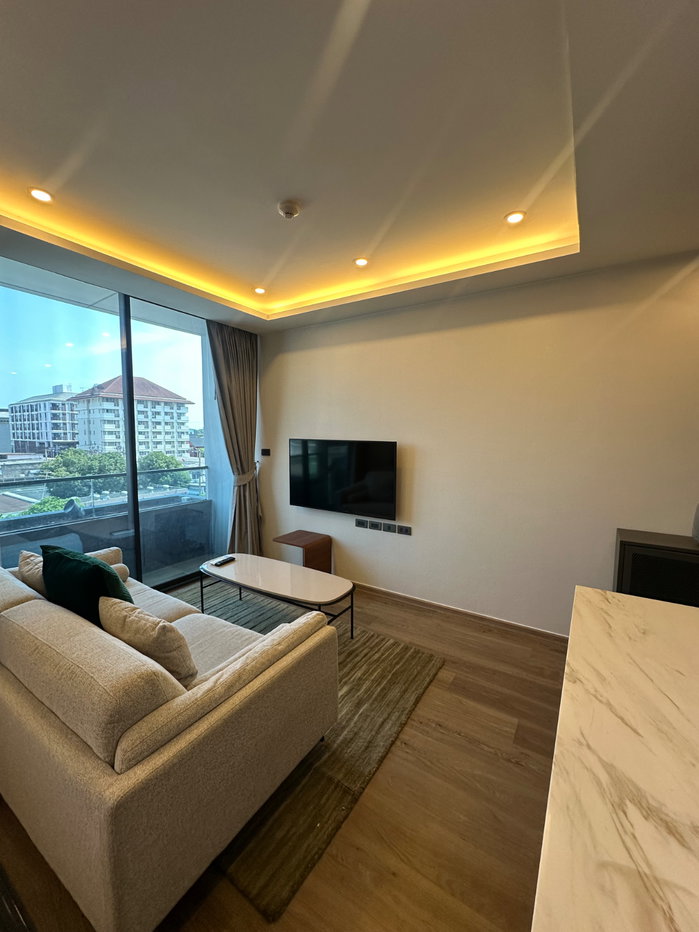 รูป *SALE* 168 Sukhumvit 36 CORNER UNIT 1 Bedroom - รูปที่ 2/6