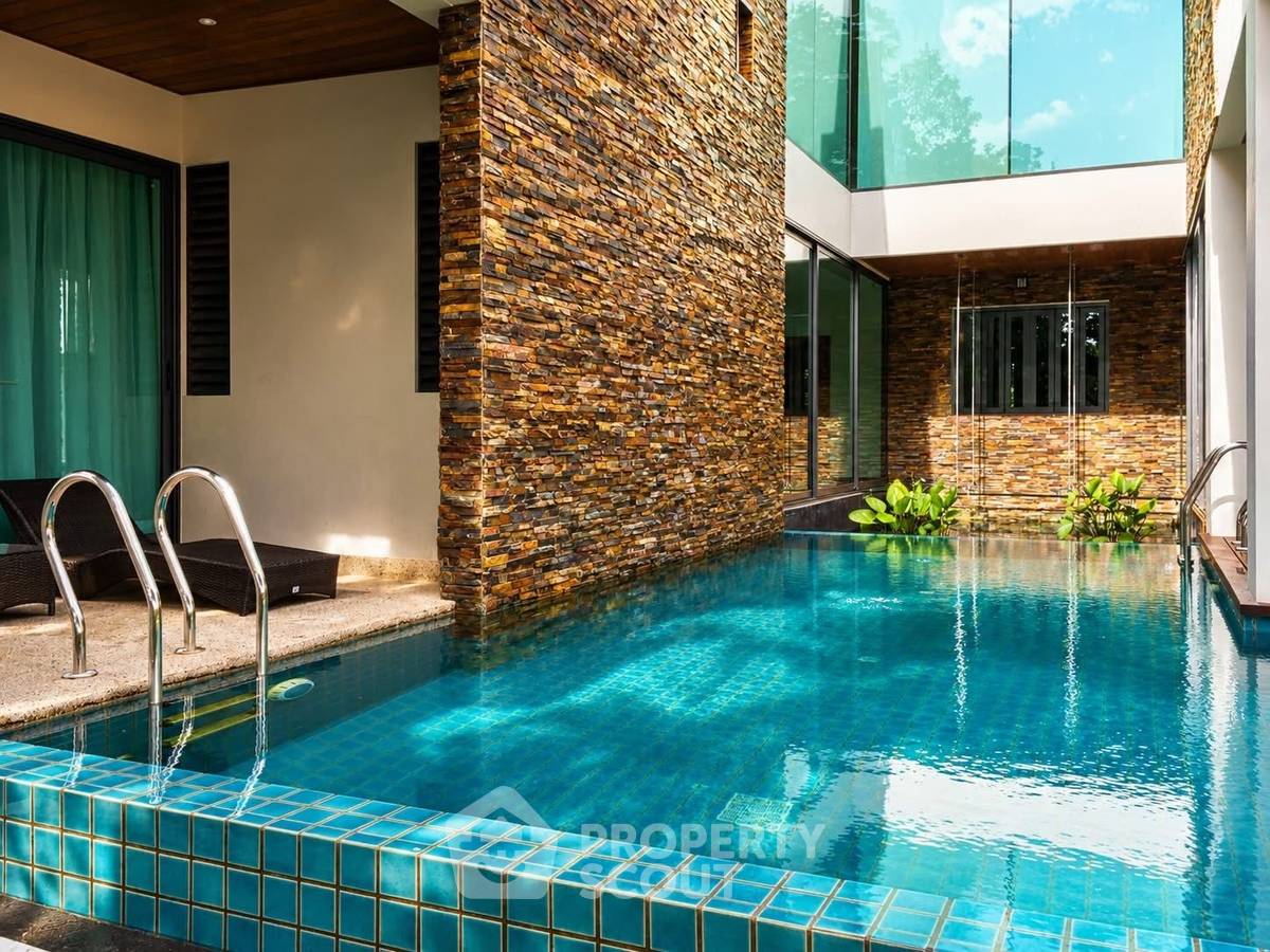 รูป บ้าน 3 ห้องนอน ขายพร้อมเลี้ยงสัตว์ The Royal Golf & Country Club ใกล้สนามบินสุวรรณภูมิ (ID 2885146) - รูปที่ 10/12