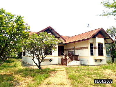 Houses for sale : HOME 581 Sq.w. Ban Dan Lan Hoi Sukhothai for 7.3M