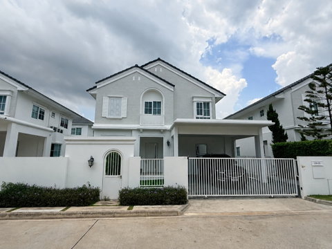 Sale Single House at Chaiyapruek Bangna Km.15 Fully Furnished (SPSEVE1928)