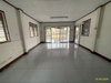 listing thumbnail image 33