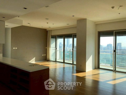 คอนโด 3 ห้องนอน 186 ตร.ม. The Madison ใกล้ BTS พร้อมพงษ์ 200 ม. (ID 2895065)