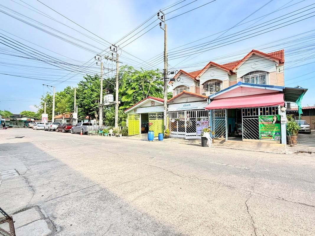รูป ขายทาวน์เฮ้าส์ อรุณทอง2 เพชรเกษม77 23.6 ตรว. บนถนนเมน ค้าขายได้ - รูปที่ 3/11