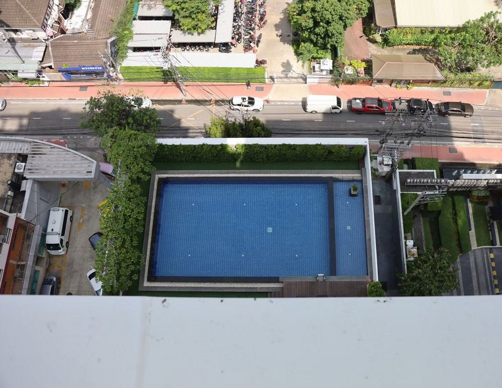 รูป คอนโดห้องใหญ่ วิวสวย โนเบิ้ลไลท์ อารีย์เดินทางสะดวกมาก ชั้น15 65ตรม. 1ห้องนอน - รูปที่ 13/17