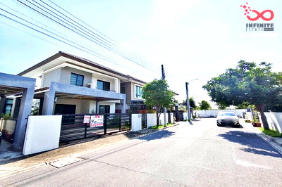 ขายบ้านเดี่ยว : ขายบ้านเดี่ยว 2 ชั้น 39 ตร.ว. อารียา โคโม่ บางนา-วงแหวน บางพลี สวยพร้อมอยู่ ใกล้ทางด่วนบูรพาวิถี