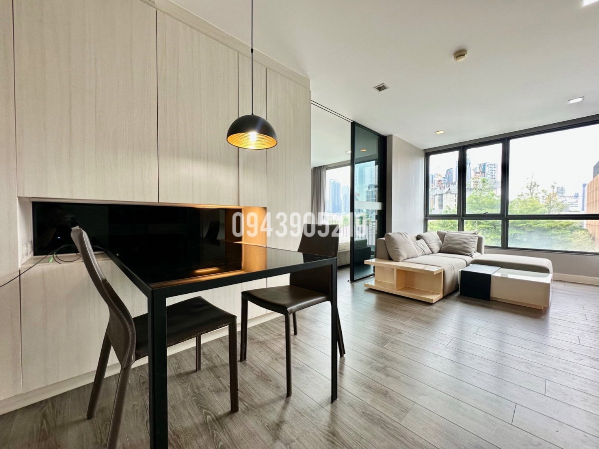 The room sukhumvit 40 ☎️big 1 bed 43 sqm ‼️only 23000/month ‼️ 🔆✅corner room