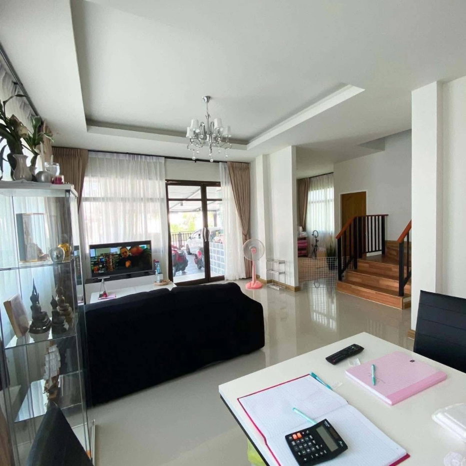 รูป ขายบ้านแฝดหลังใหญ่ 4 นอน 4 น้ำ ม.โกลเด้นท์โฮม3 แหลมฉบัง ศรีราชา - รูปที่ 9/12