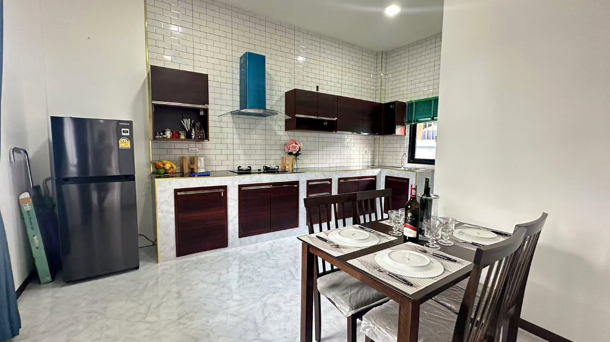 รูป ขายบ้าน ติดถนนสุขุมวิท บางละมุง ชลบุรี, 3 ห้องนอน 4 ห้องน้ำ - รูปที่ 5/9