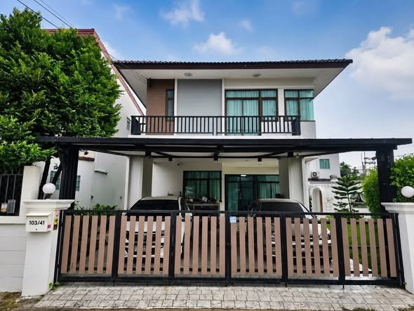 รูป ขายบ้านแฝดหลังใหญ่ 4 นอน 4 น้ำ ม.โกลเด้นท์โฮม3 แหลมฉบัง ศรีราชา - รูปที่ 1/12