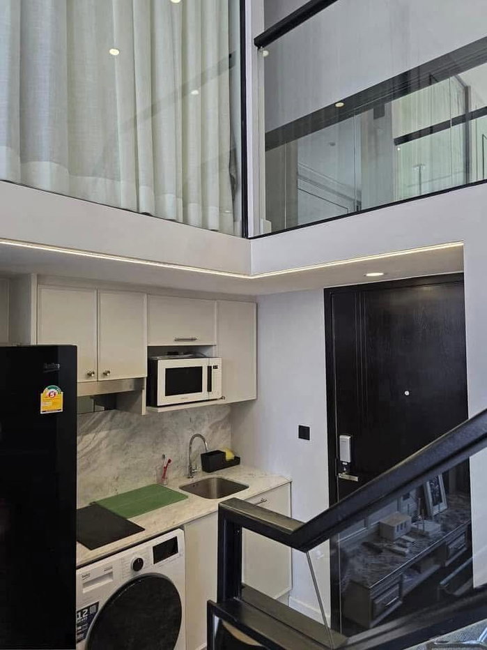 picture Knightsbridge Prime             Sathorn - 3/16
