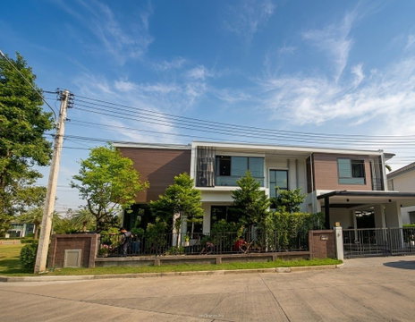 ขาย ให้เช่าบ้านเดี่ยวหลังมุม THE GRAND พระราม 2 วิวสวน-ทะเลสาบ Built-in ทั้งหลัง พร้อมเข้าอยู่