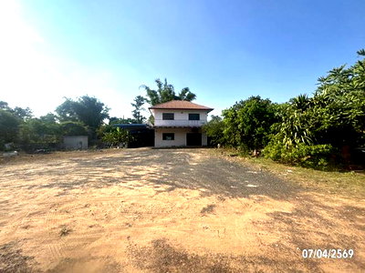 Houses for sale : HOME 132 Sq.w. Phibun Mangsahan Ubon Ratchathani for 2.2M