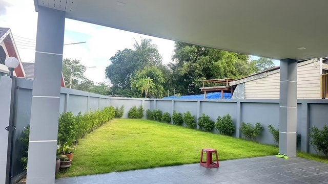รูป ขายบ้าน ติดถนนสุขุมวิท บางละมุง ชลบุรี, 3 ห้องนอน 4 ห้องน้ำ - รูปที่ 2/9