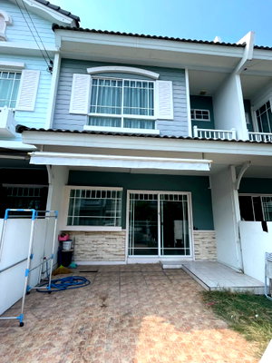 ทาวน์โฮม ม.นอร์ทกรุงเทพ วิทยาเขตรังสิต : ขายบ้าน Villaggio Rangsit-Klong 3  วิลเลจจิโอ รังสิต-คลอง 3 