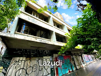 Land for rent DONKI Mall Thonglor   : Prime Sukhumvit Main Road 8 Shophouses + 2 Houses Near BTS