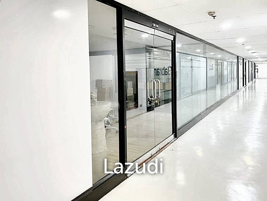 picture Luxurious Office Space in Phayathai Plaza, Bangkok - 2/8